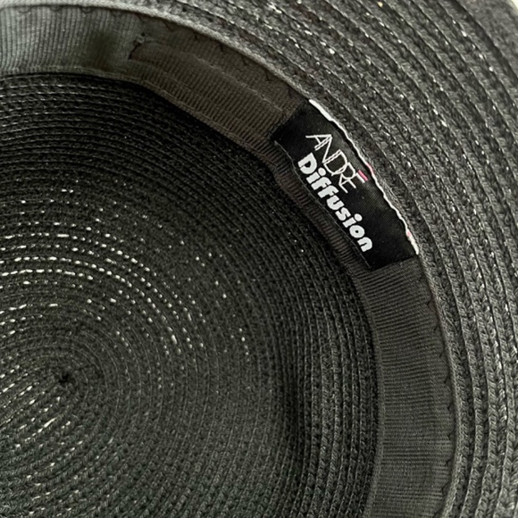 Vintage Style Cloche Hat - Picture 4 of 5